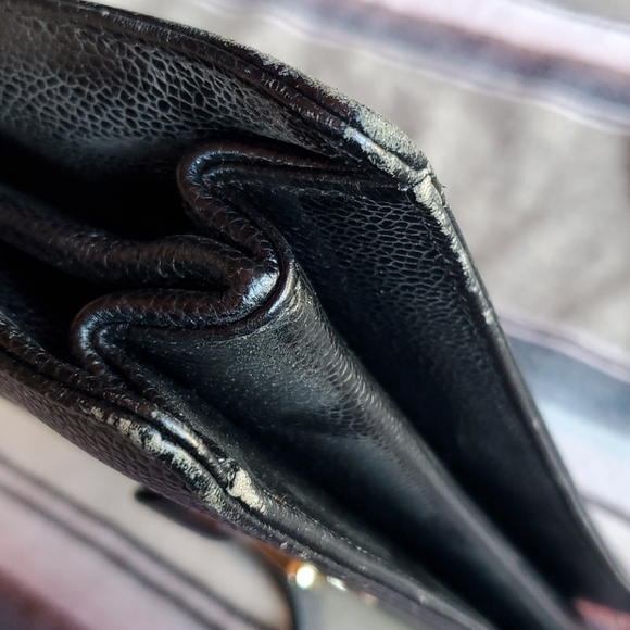 Vintage Black Leather Crossbody Purse - Picture 5 of 15